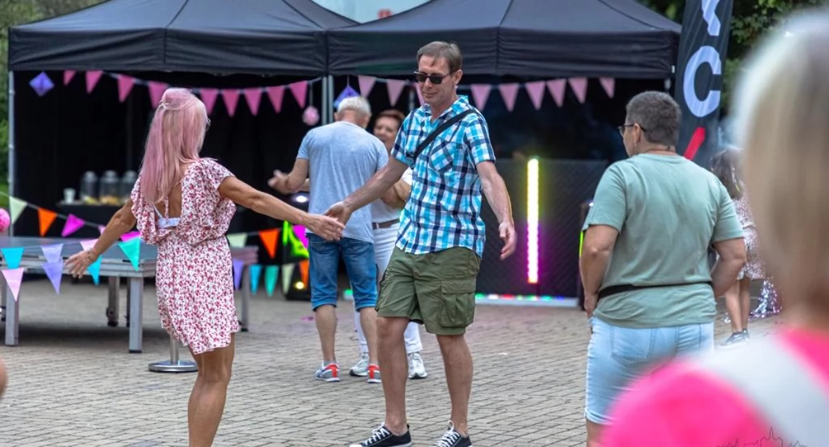 Wiadomości, Finał miejskiej potańcówki! - zdjęcie, fotografia