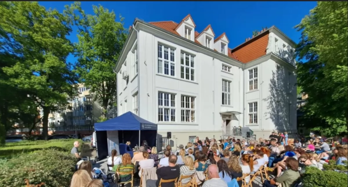 Biblioteka, Wrzesień biblioteką Zobacz program wydarzeń - zdjęcie, fotografia