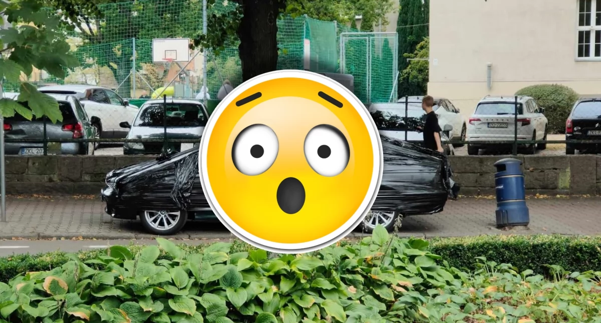 Wiadomości, gotowe wysyłki parkowanie sytuacja centrum miasta - zdjęcie, fotografia
