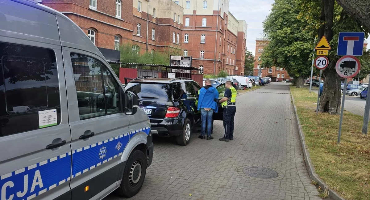 Kronika policyjna, Poszukiwany prowadził wpływem alkoholu narkotyków Wpadł podczas kontroli drogowej - zdjęcie, fotografia