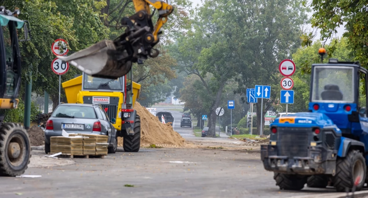 Inwestycje, rondo cmentarzu Postęp zdjęcia - zdjęcie, fotografia