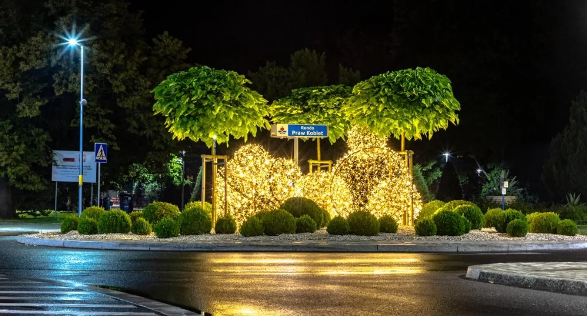 Wiadomości, Część iluminacji zniknęła niektóre zostaną stałe - zdjęcie, fotografia
