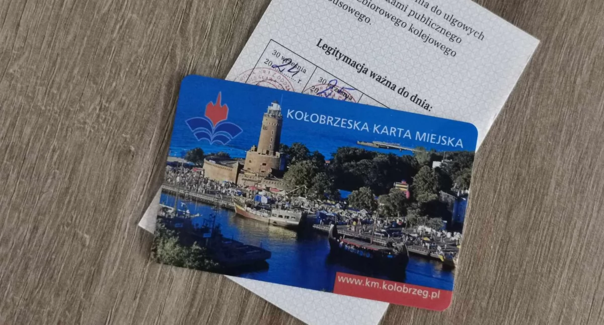 Wiadomości, Chcesz korzystać bezpłatnej komunikacji Kołobrzeskiej Karty Miejskiej - zdjęcie, fotografia