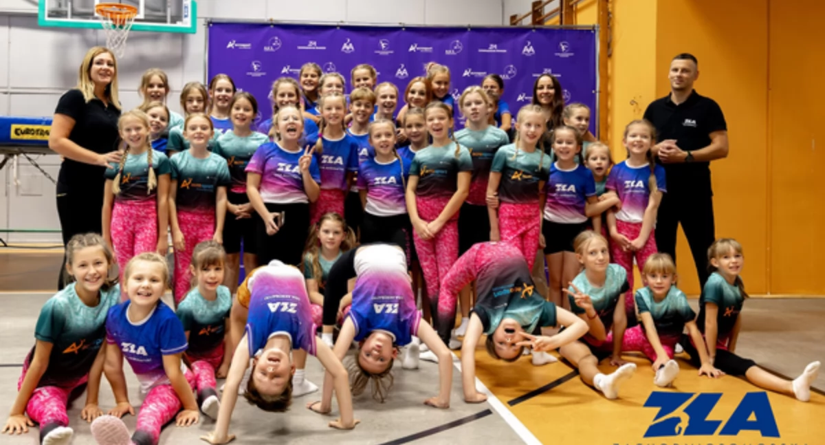 Inne Sporty, bardzo udany start Worek medali kołobrzeskich akrobatów - zdjęcie, fotografia