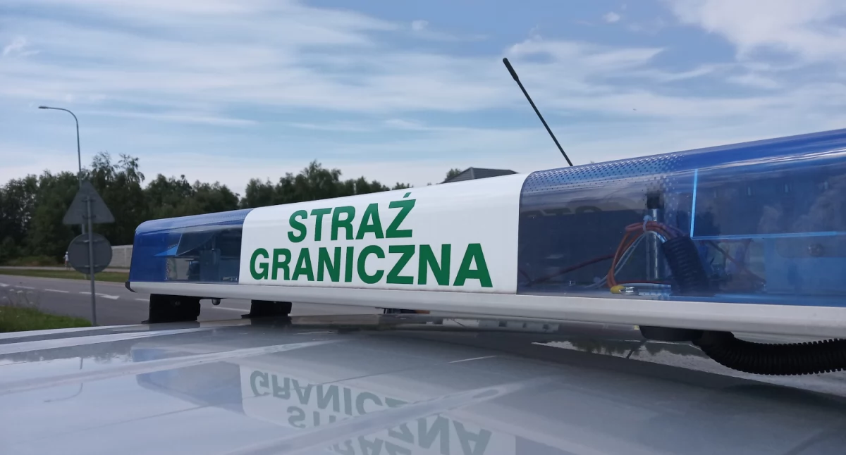 Straż Graniczna, Dostał ataku epilepsji Pomogły strażniczki Kołobrzegu - zdjęcie, fotografia
