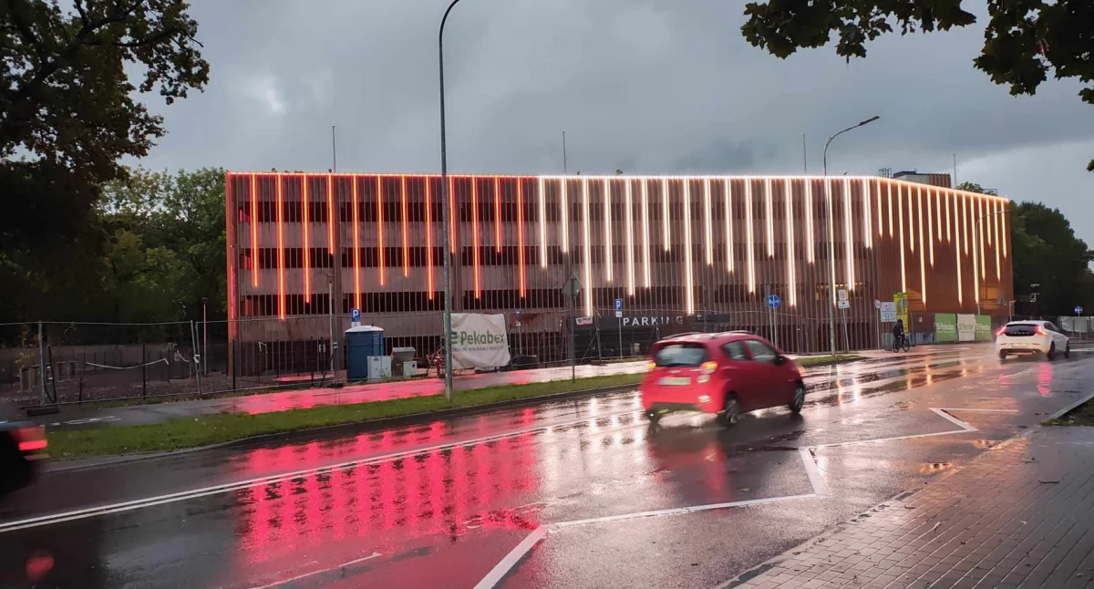 Wiadomości, działać kosztować parking Miasto konsultować zebrać opinie - zdjęcie, fotografia