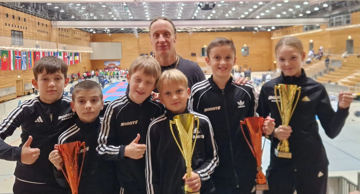Sporty Walki, Niezawodne Morote medali międzynarodowym turnieju - zdjęcie, fotografia