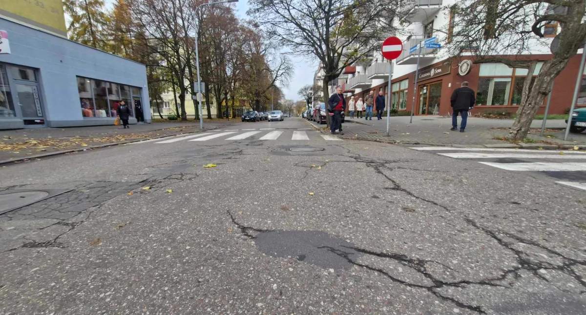 Inwestycje, Wzniesione skrzyżowania dwieście realizację inwestycji Wybrano wykonawcę remontu trzech - zdjęcie, fotografia