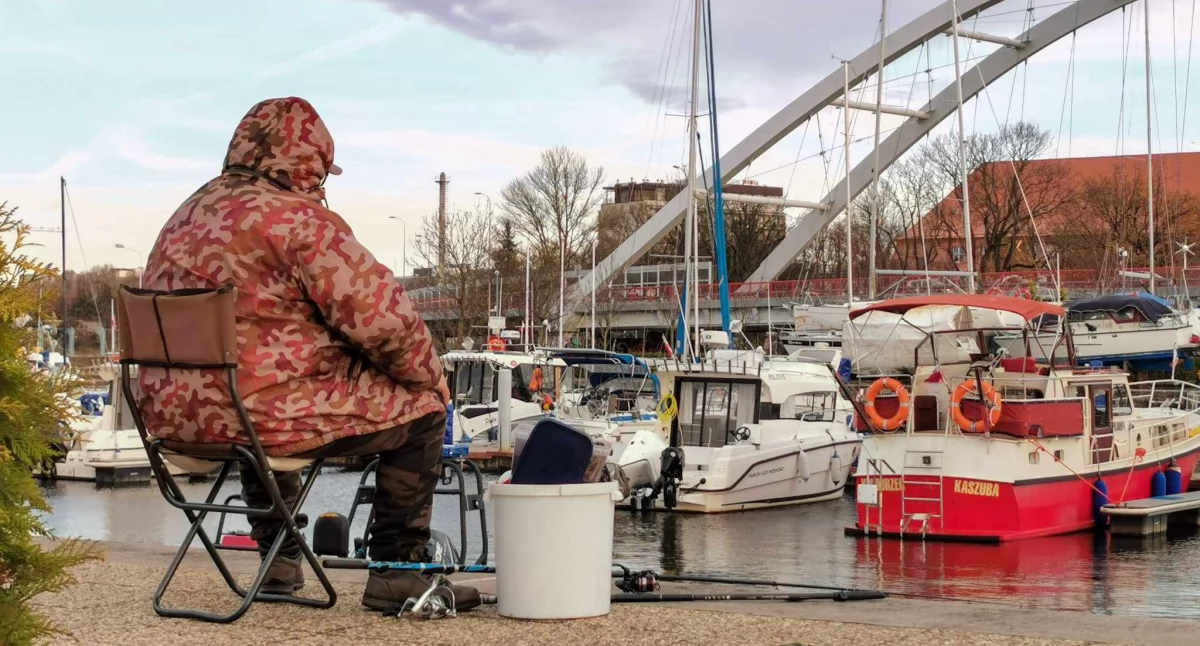 Wiadomości, Właściciele jachtów chcą wędkarzy marinie Mają sporo zarzucenia - zdjęcie, fotografia