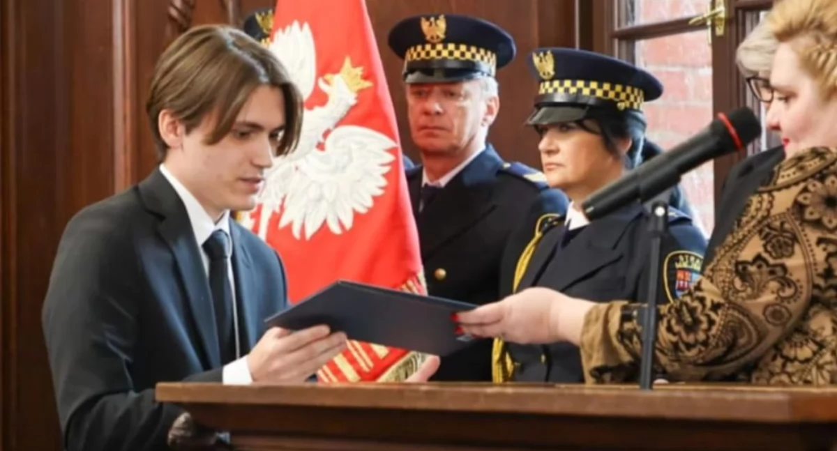 Wiadomości, Wraca sprawa miejsca zamieszkania radnego Tomickiego Wojewoda zlecił weryfikację - zdjęcie, fotografia