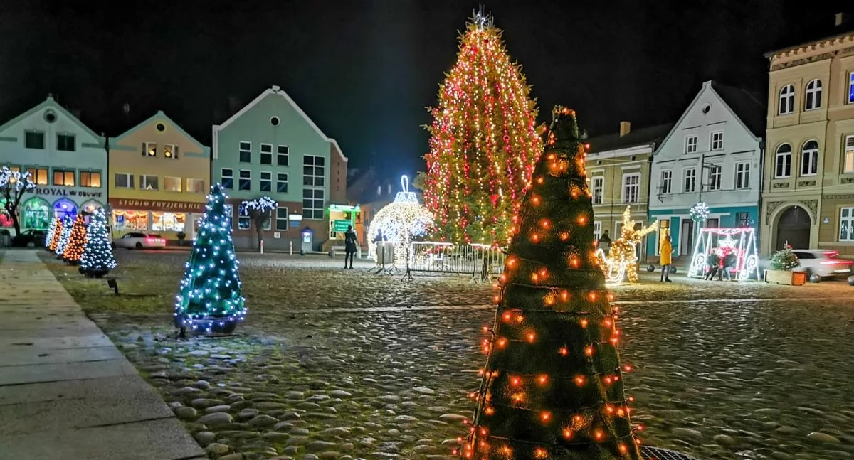 Wiadomości, Świąteczny Trzebiatów Zobacz udekorowano miasto zdjęcia - zdjęcie, fotografia