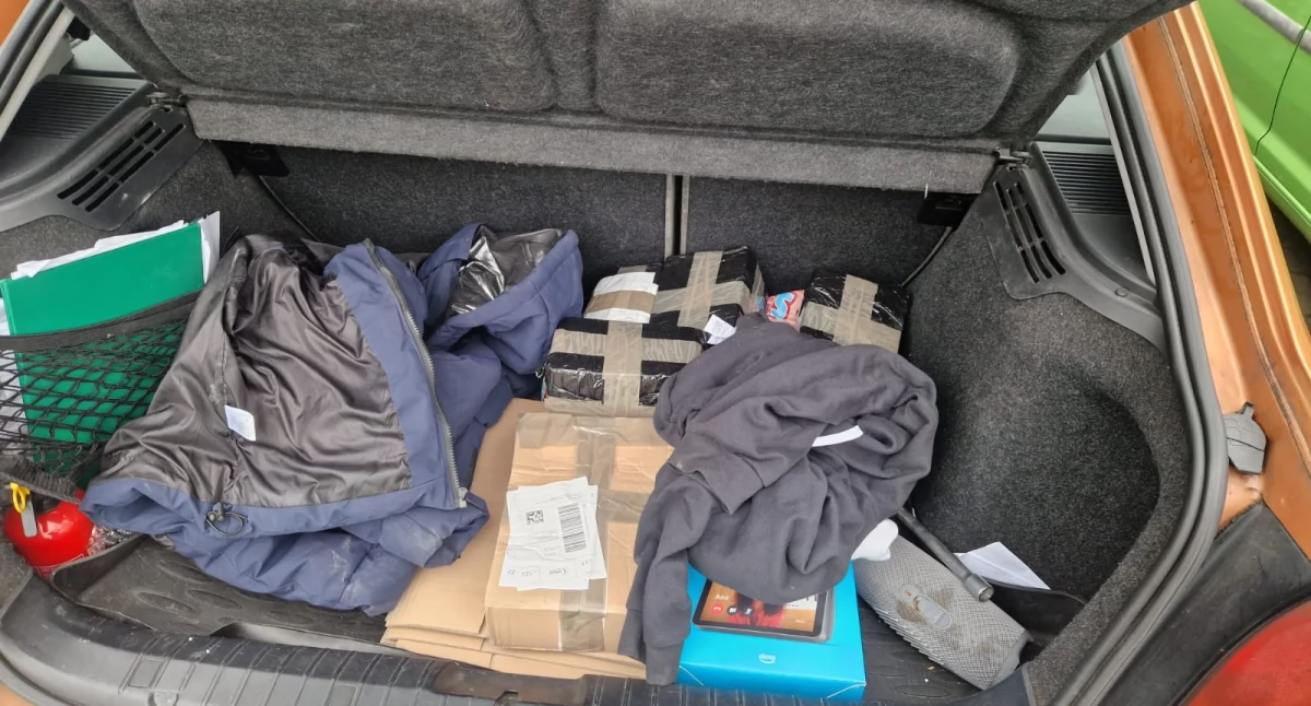 Kronika policyjna, Oszukiwał portalach ogłoszeniowych latek rękach policji - zdjęcie, fotografia