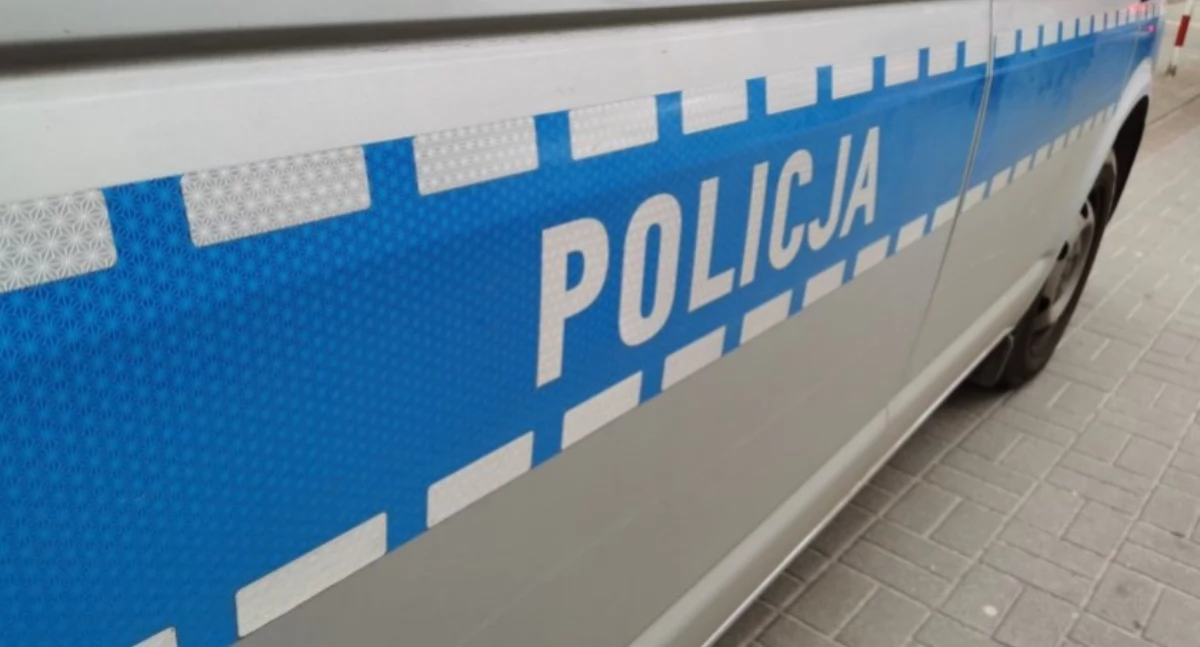 Kronika policyjna, Kołobrzescy policjanci ponownie zatrzymali osoby poszukiwane - zdjęcie, fotografia
