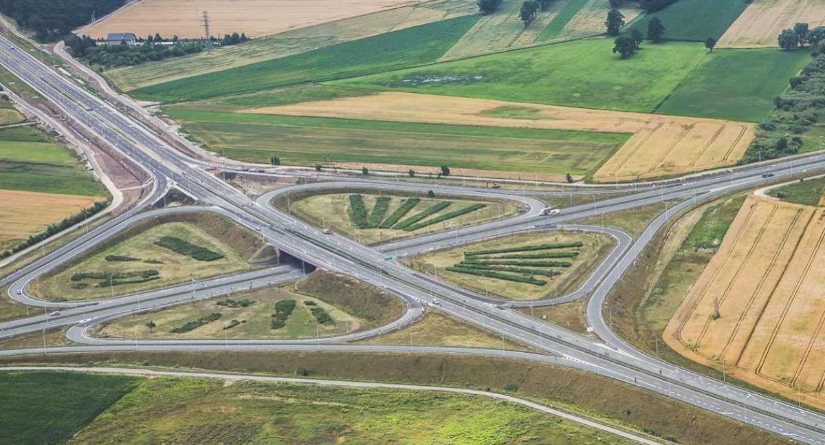 Inwestycje, Coraz bliżej budowy kolejnego odcinka Pierwsi kierowcy przejadą - zdjęcie, fotografia