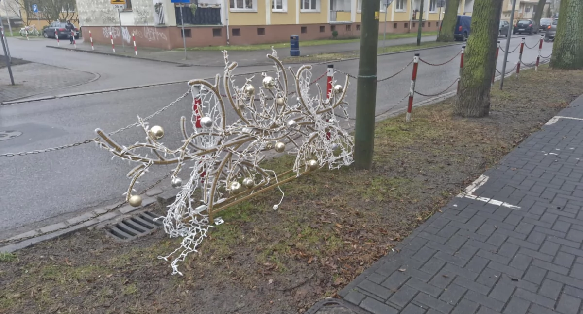 Wiadomości, Świąteczne ozdoby zniknęły chwilę pojawią następne - zdjęcie, fotografia