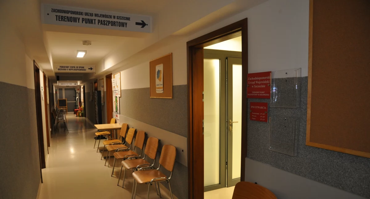 Wiadomości, Biuro Paszportowe zmienia godziny funkcjonowania Kiedy jakich godzinach wyrobić paszport - zdjęcie, fotografia