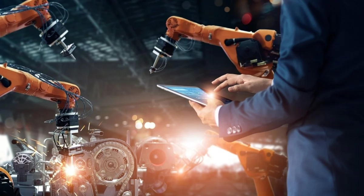 Artykuły Partnerskie, Zastosowanie cechy robotów przemysłowych linii produkcyjnych - zdjęcie, fotografia