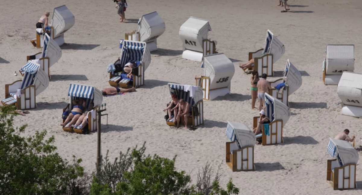 Komunikaty, Dzierżawa plaż Konkurs ofert usługi wypożyczania sprzętu plażowego - zdjęcie, fotografia