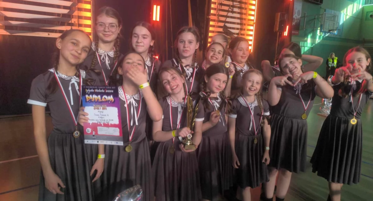 Taniec, występ! Dance triumfuje ogólnopolskim turnieju - zdjęcie, fotografia