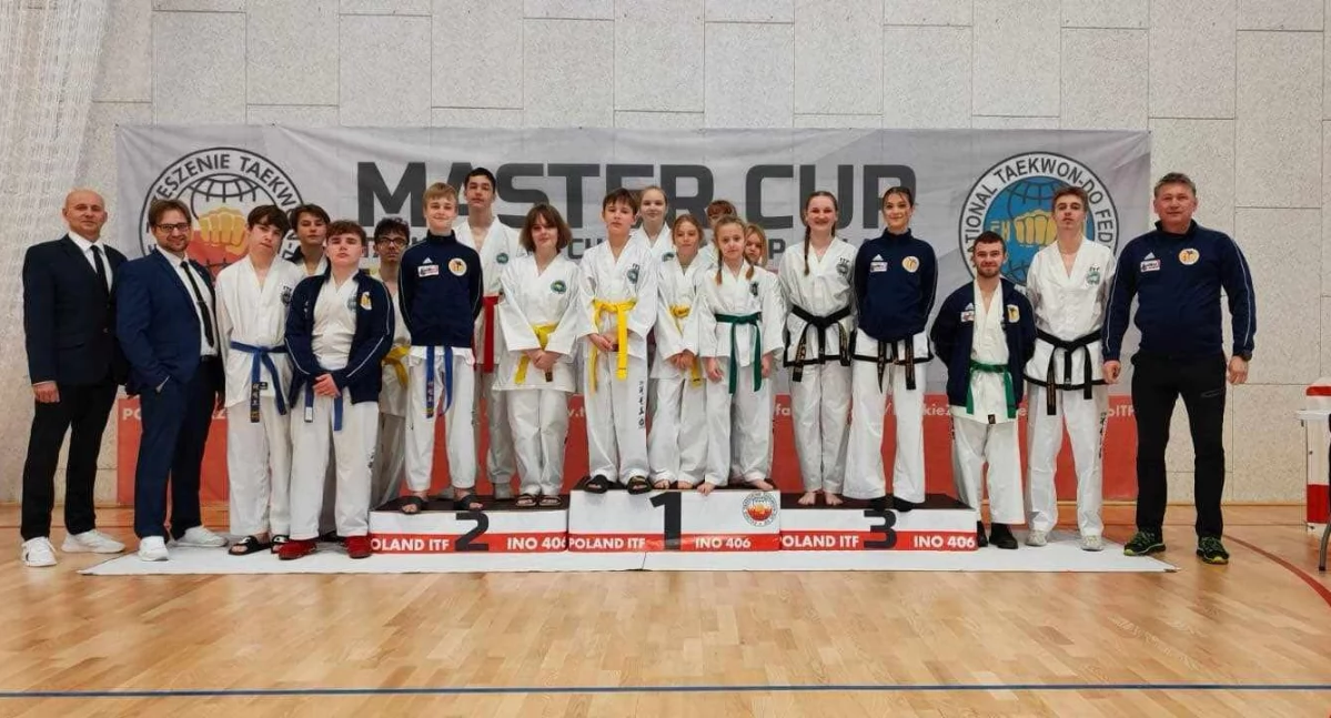 Sporty Walki, Triumf zawodników Taekwon Marek Rymacki Honsinsul Kołobrzeg MASTER Wrocławiu - zdjęcie, fotografia