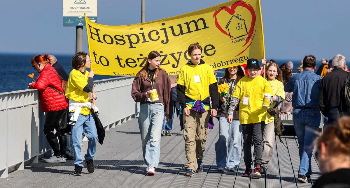 Wiadomości, Rekordowe Nadziei Zbiórka rzecz hospicjum - zdjęcie, fotografia