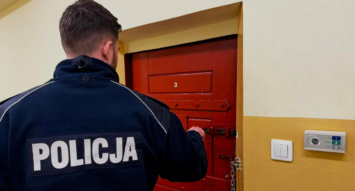 Kronika policyjna, Nielegalny shopping cudzą kartę Grozi więzienia - zdjęcie, fotografia