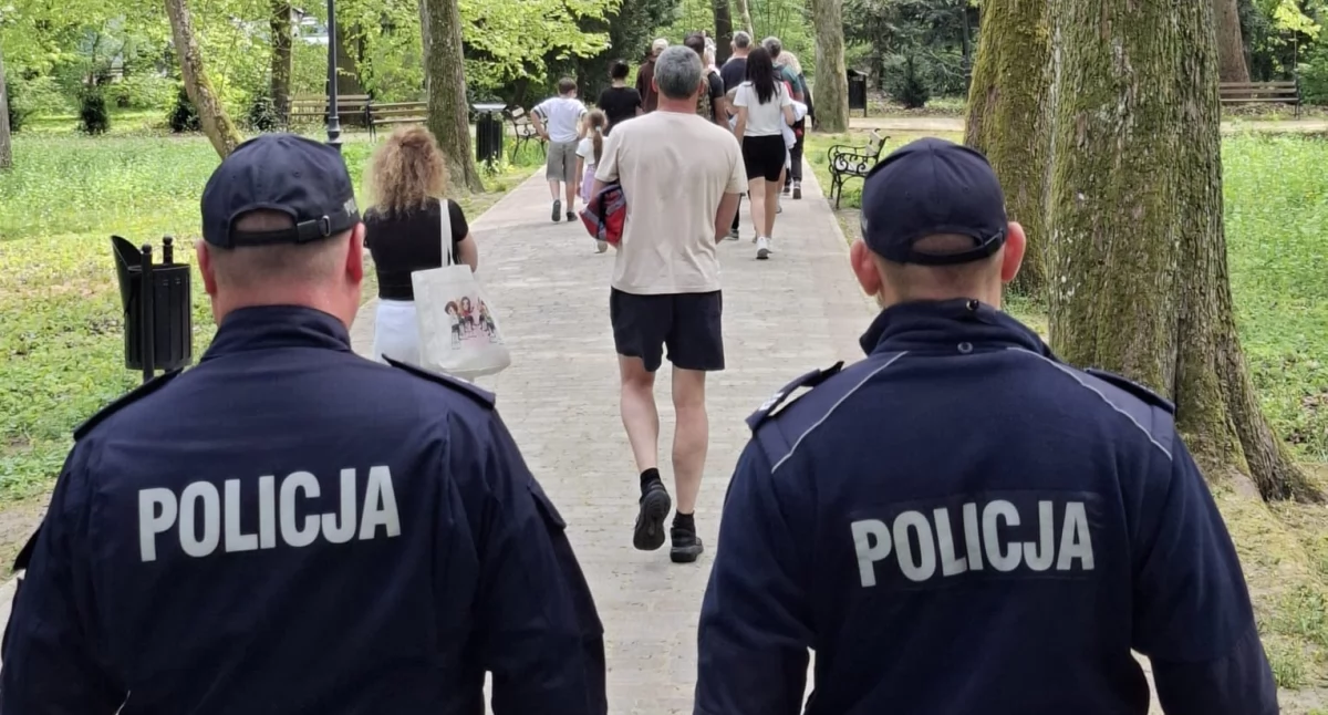 Kronika policyjna, Nietrzeźwi kierowcy złamany zakaz zabezpieczenie imprez Policja podsumowała majówkę - zdjęcie, fotografia