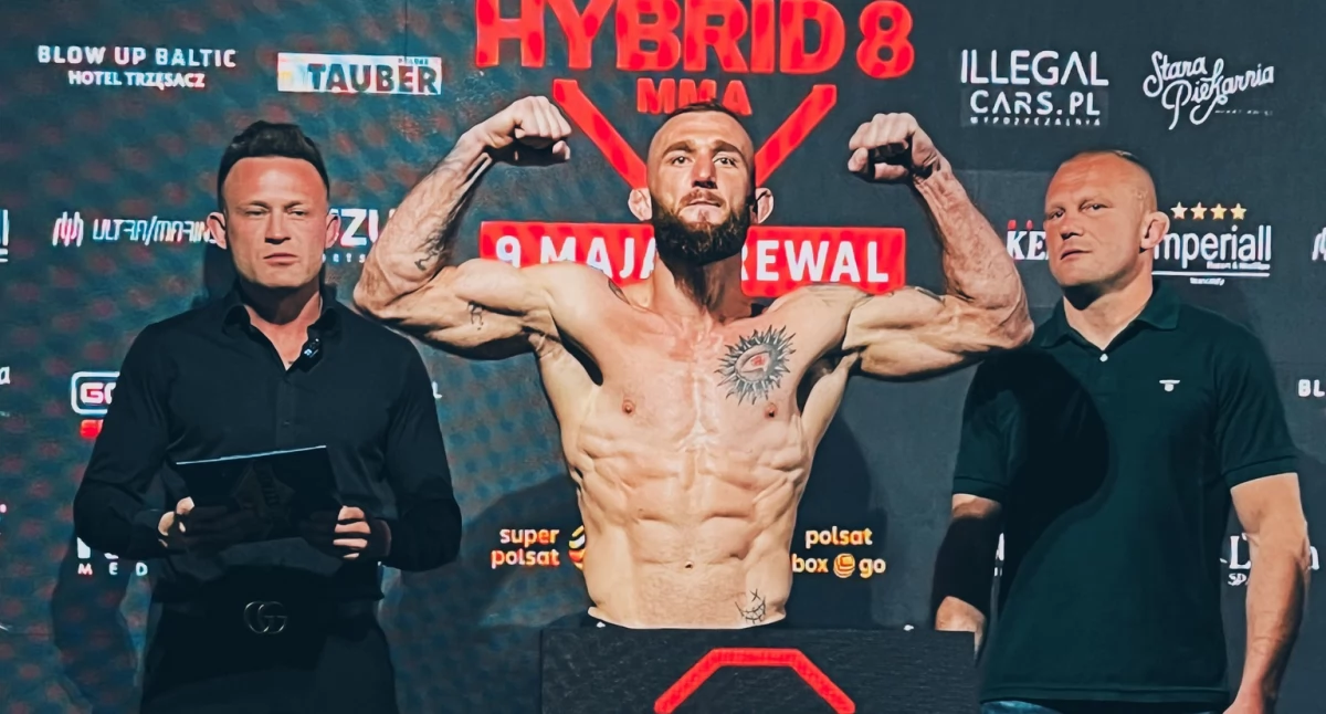 Sporty Walki, Rozprawił rywalem pierwszej rundzie Seweryn Mańkowski wygrywa Hybrid - zdjęcie, fotografia