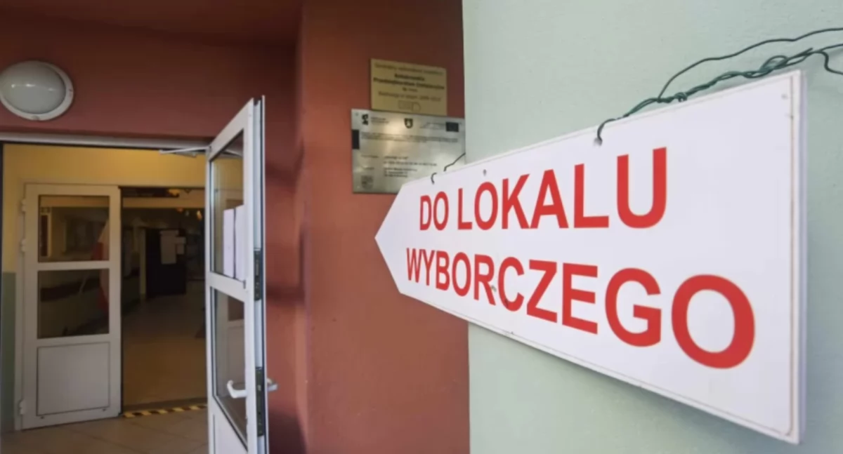 Wiadomości, Głosujemy Lokale wyborcze otwarte - zdjęcie, fotografia