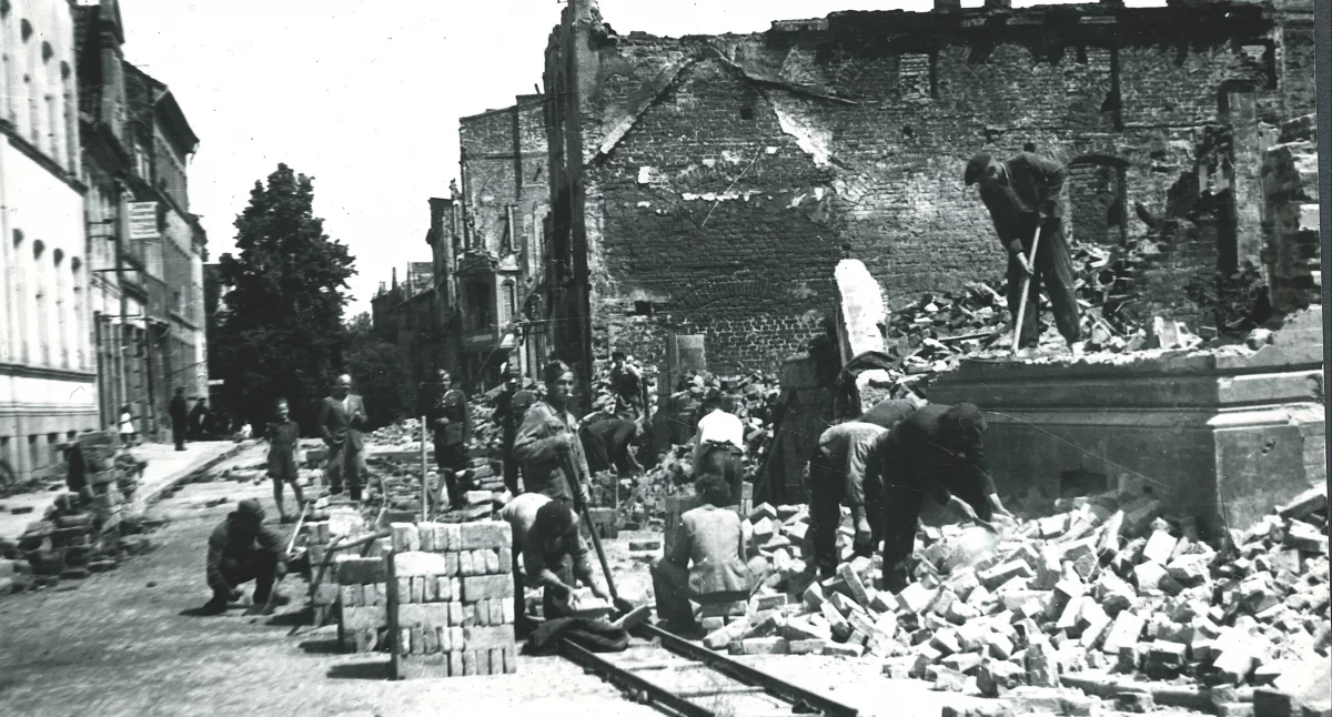 Wiadomości, Kołobrzeg uczci swoich pierwszych mieszkańców Dzień Pioniera - zdjęcie, fotografia