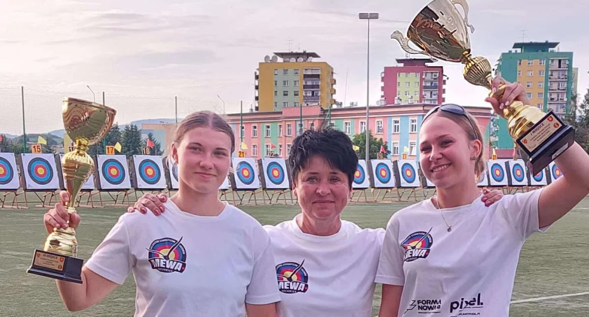 Łucznictwo, Dobre starty łuczników Barbara Rybka podium rekordami - zdjęcie, fotografia