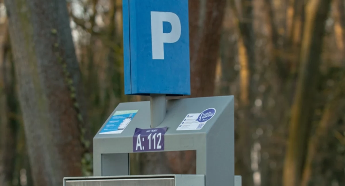 Wiadomości, Letnie opłaty parkingowe wróciły zachodniej części miasta - zdjęcie, fotografia