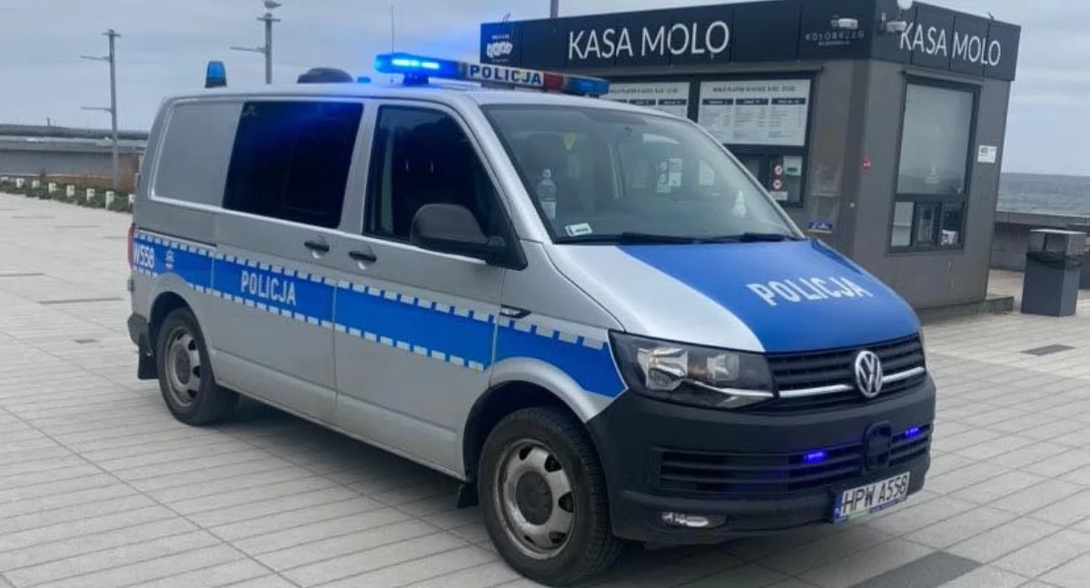 Kronika policyjna, Zatrzymania kontrole mandaty Wszystko ramach akcji Bezpieczny Powiat - zdjęcie, fotografia