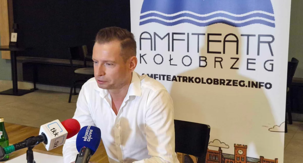Wiadomości, wakacje kołobrzeskim amfiteatrze wstępny imprez - zdjęcie, fotografia