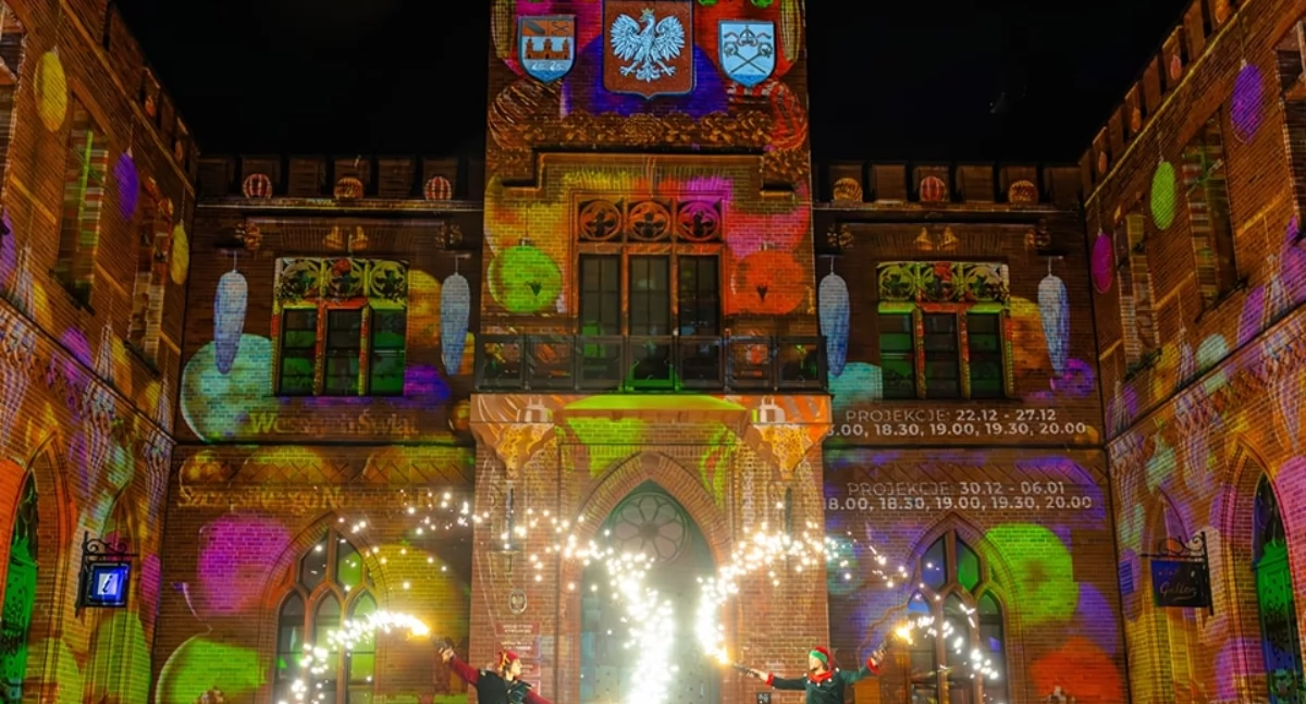 Wiadomości, Kiedy wróci mapping Miasto sonduje mieszkańców - zdjęcie, fotografia