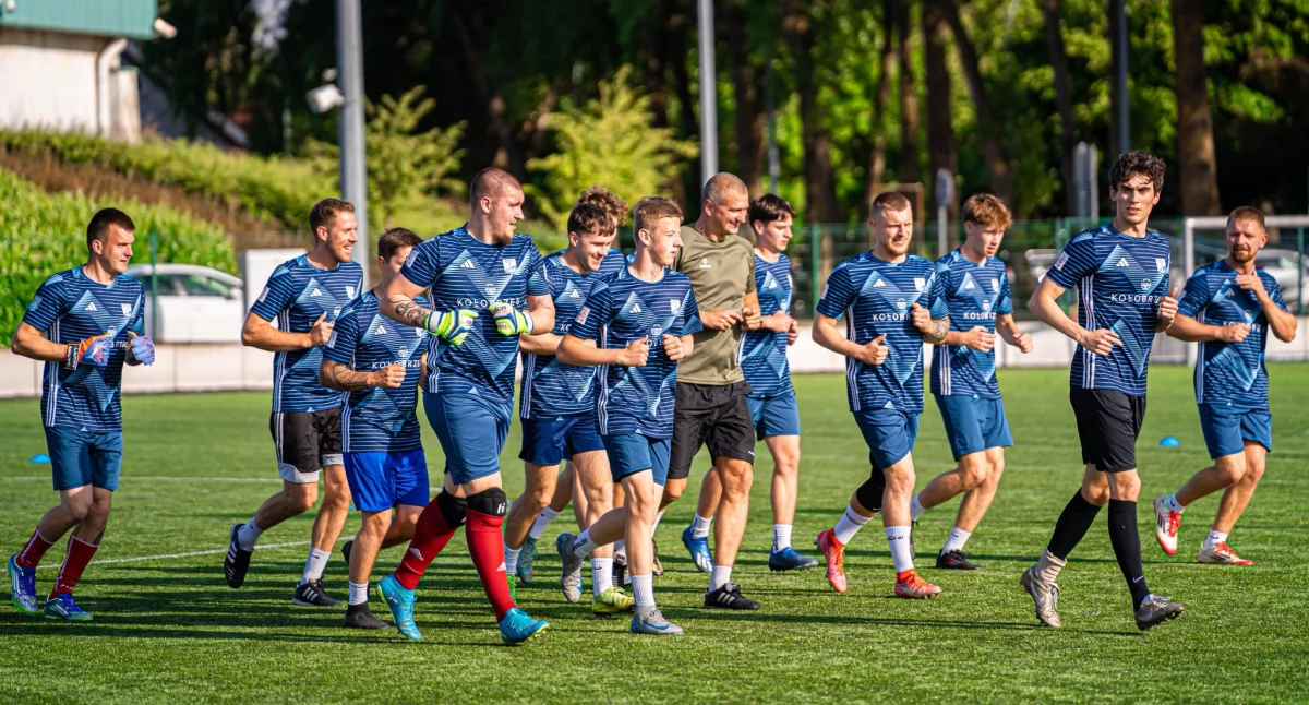 Piłka nożna, Kotwica Kotwica terminarzem klasy okręgowej Kiedy kołobrzeskie derby - zdjęcie, fotografia