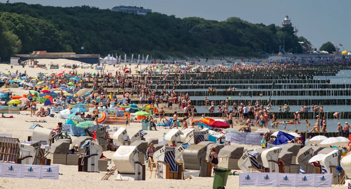 Wiadomości, Kołobrzeg potrzebuje Karty Turysty Ławro; wybrzeżu rośnie mocna konkurencja - zdjęcie, fotografia