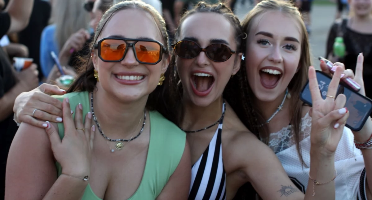 Wiadomości, Finał Festival Kołobrzegu! Zobacz bawili uczestnicy zdjęć - zdjęcie, fotografia