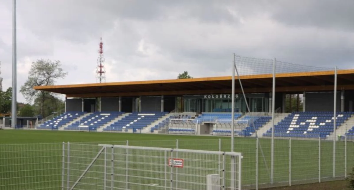 Piłka nożna, Kotwica przedstawiła budżet wyglądają finanse nowego klubu - zdjęcie, fotografia