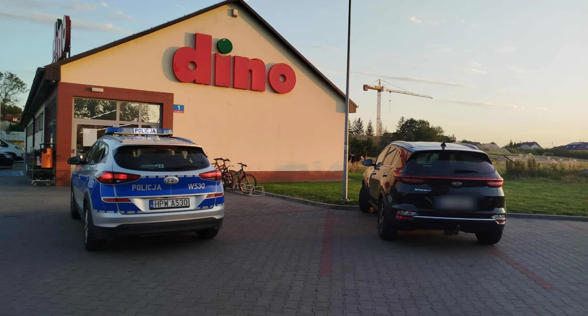 Kronika policyjna, Ponad promile kierownicą Czujny świadek powstrzymał pijanego kierowcę - zdjęcie, fotografia