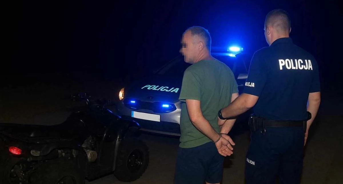 Kronika policyjna, Nietrzeźwy kierowca quada zatrzymany nocnym pościgu - zdjęcie, fotografia