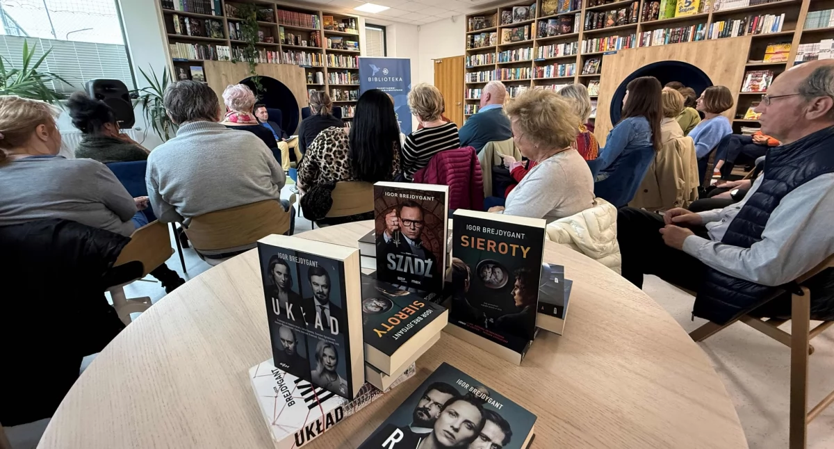 Biblioteka, Wrzesień Miejskiej Bibliotece Publicznej Spotkania warsztaty goście specjalni - zdjęcie, fotografia