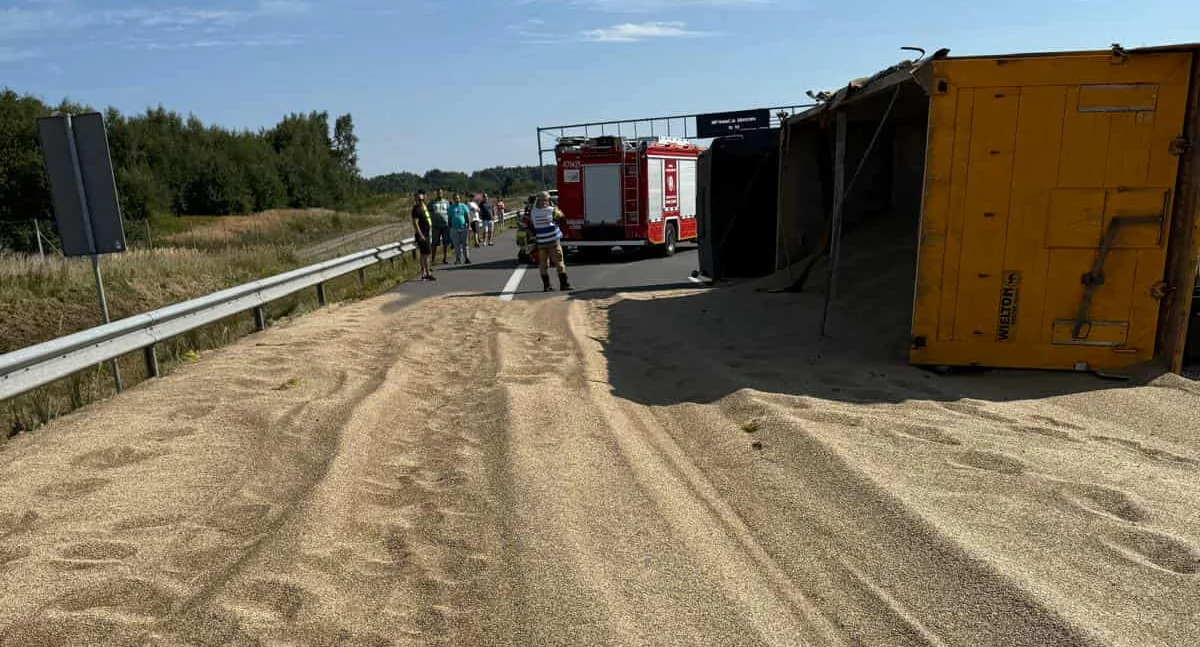 Wiadomości, Groźne zdarzenie utrudnienia ruchu - zdjęcie, fotografia