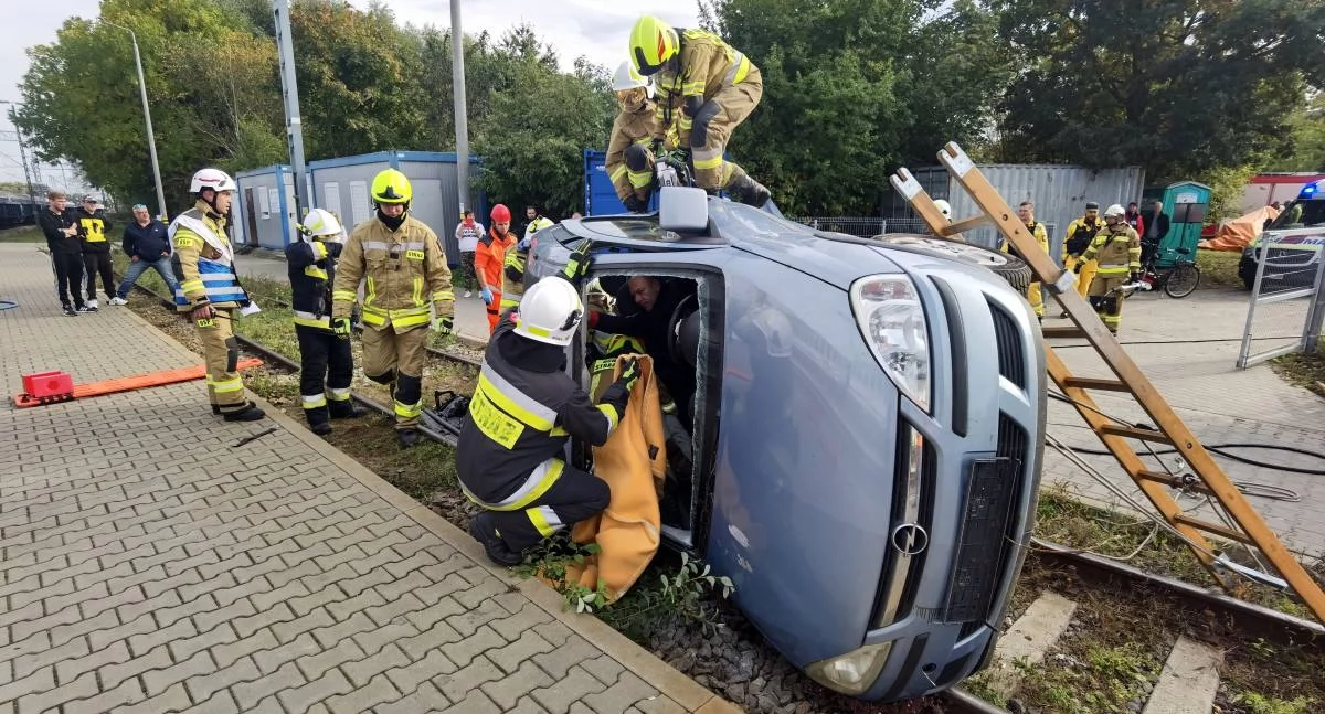 Wiadomości, Wypadek masowy Poszukiwani pozoranci ćwiczeń służb - zdjęcie, fotografia