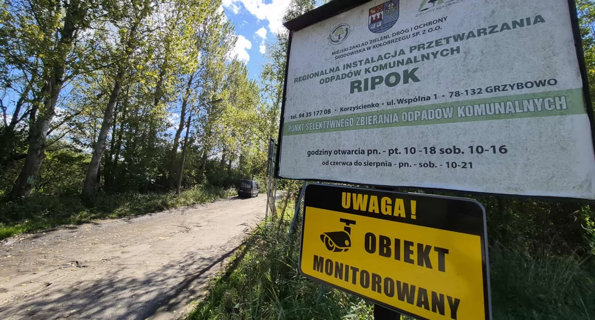 Wiadomości, Zgodni uchwały podzieleni efektów dalej smrodem mieście - zdjęcie, fotografia