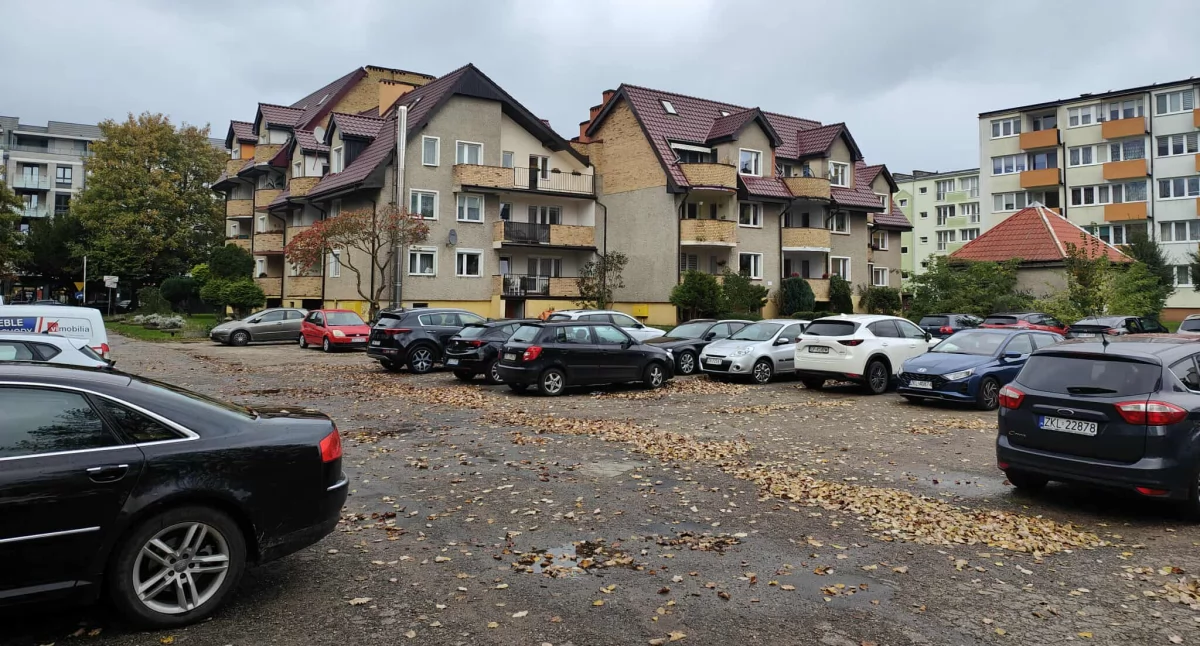 Wiadomości, Zamiast parkingu kieszonkowy zielone rozwiązanie sporze dojazd - zdjęcie, fotografia