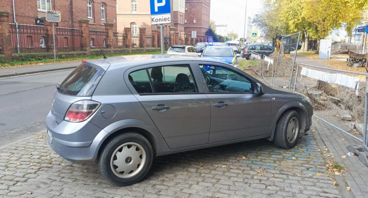 Kronika policyjna, Policja zatrzymała kierowcę wpływem narkotyków Pomogło zgłoszenie mieszkańca - zdjęcie, fotografia