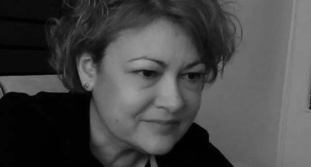 Wiadomości, głębokim żalem smutkiem zawiadamiamy - zdjęcie, fotografia