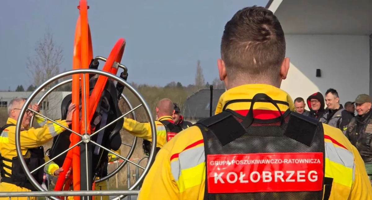 Wiadomości, Paramedic ogłasza nabór Zostań jednym członków ratowniczego stowarzyszenia - zdjęcie, fotografia