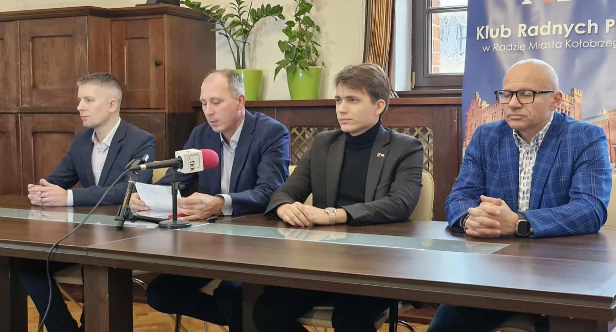 Wiadomości, Opozycja budżet wizji Radni projekcie budżetu - zdjęcie, fotografia